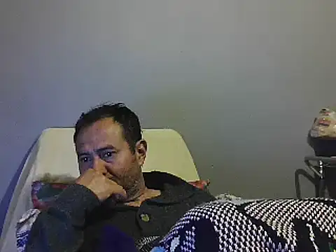 Snapshot of dantehot2020 chatting on January 10, 1:10 am dantehot2020 online show from January 10, 1:10 am