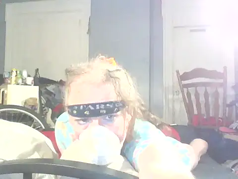 Valarie83 online show from February 7, 2:51 am