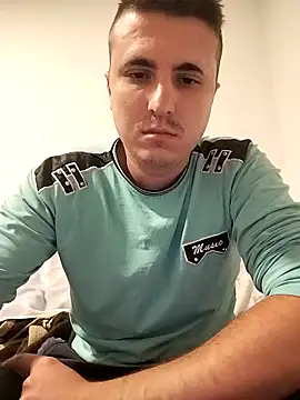 Snapshot of MrNoBoDy000 chatting on October 2, 5:55 am MrNoBoDy000 online show from October 2, 5:55 am