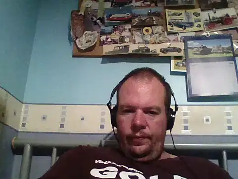 Snapshot of thickdick12331 chatting on October 17, 9:08 pm thickdick12331 online show from October 17, 9:08 pm