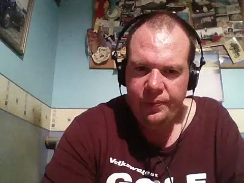 Snapshot of thickdick12331 chatting on October 21, 8:23 pm thickdick12331 online show from October 21, 8:23 pm