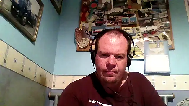 thickdick12331 online show from November 7, 10:46 pm