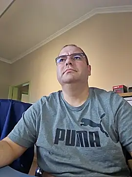 Andrew1900529 online show from January 19, 1:02 pm