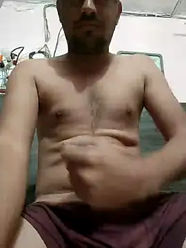 Snapshot of HotBoyOm chatting on December 21, 9:58 pm HotBoyOm online show from December 21, 9:58 pm