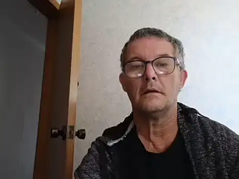 Snapshot of bigballnz chatting on January 5, 7:39 pm bigballnz online show from January 5, 7:39 pm