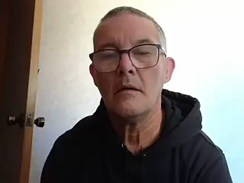 Snapshot of bigballnz chatting on January 19, 7:26 pm bigballnz online show from January 19, 7:26 pm