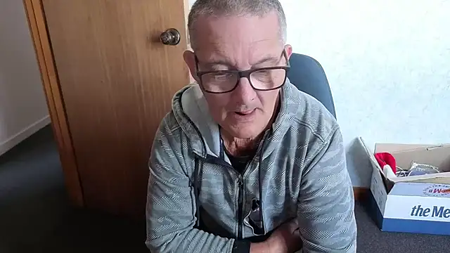 bigballnz online show from December 13, 9:21 pm