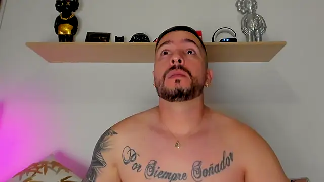 Snapshot of camilo_restrepo21 chatting on September 9, 1:05 am camilo restrepo21 online show from September 9, 1:05 am