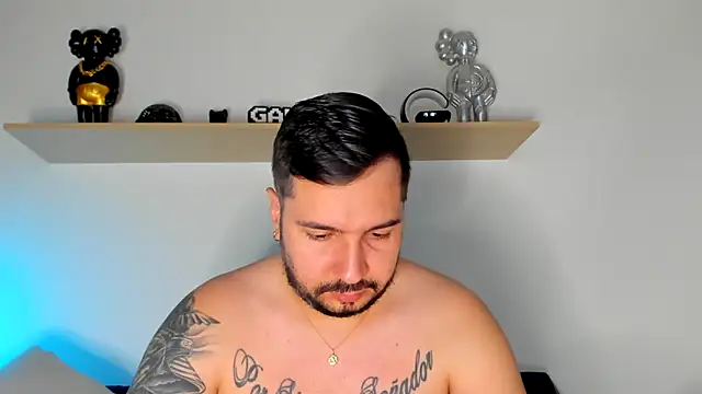 Snapshot of camilo_restrepo21 chatting on December 20, 12:19 am camilo restrepo21 online show from December 20, 12:19 am