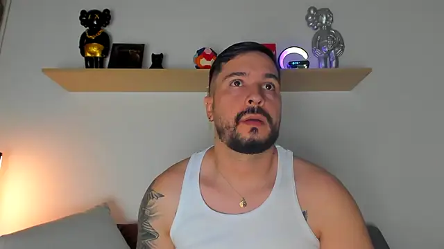 Snapshot of camilo_restrepo21 chatting on January 29, 11:46 pm camilo restrepo21 online show from January 29, 11:46 pm