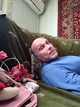 Sam Colt online show from April 18, 9:33 am