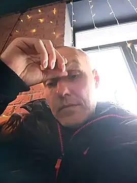 Sam Colt online show from February 3, 7:35 am