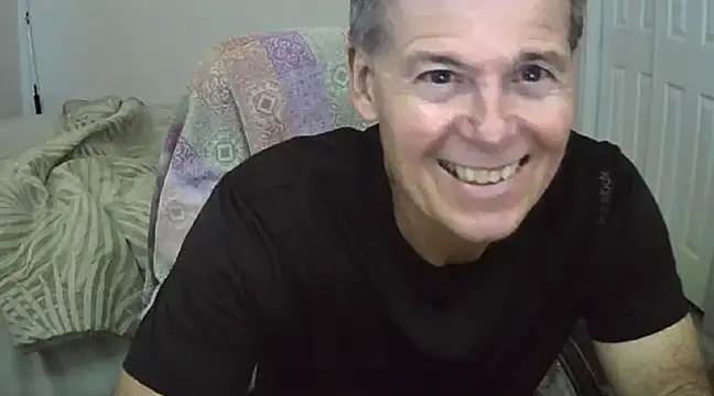 Snapshot of nakeedcowboi65 chatting on December 6, 7:23 pm nakeedcowboi65 online show from December 6, 7:23 pm