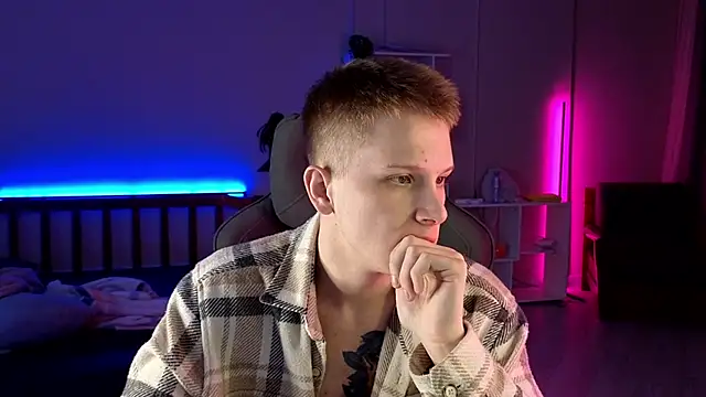 arlekincrop online show from September 23, 10:42 pm