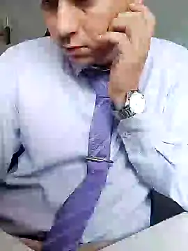 Snapshot of Business_dickkk chatting on December 12, 2:44 pm Business dickkk online show from December 12, 2:44 pm