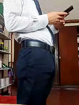 Snapshot of Business_dickkk chatting on December 21, 7:27 pm Business dickkk online show from December 21, 7:27 pm