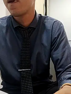 Snapshot of Business_dickkk chatting on March 11, 1:45 pm Business dickkk online show from March 11, 1:45 pm