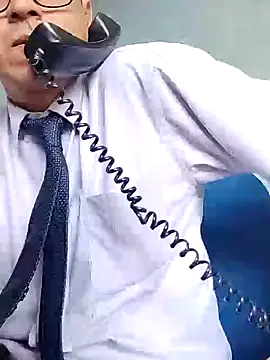 Snapshot of Business_dickkk chatting on December 26, 7:16 pm Business dickkk online show from December 26, 7:16 pm