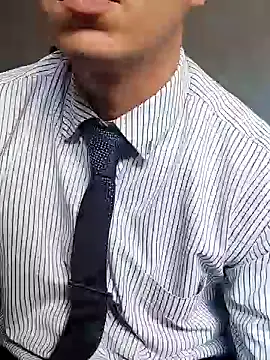 Snapshot of Business_dickkk chatting on December 7, 3:41 pm Business dickkk online show from December 7, 3:41 pm