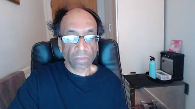 rauncher1 online show from April 22, 8:41 am