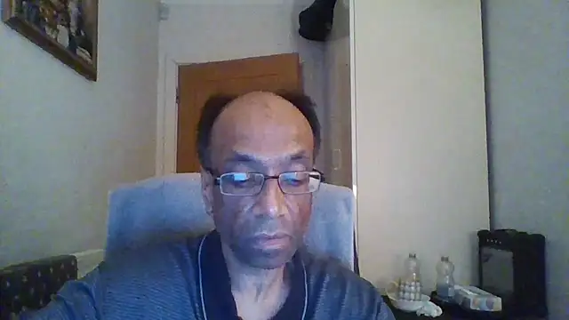 rauncher1 online show from September 26, 11:46 pm