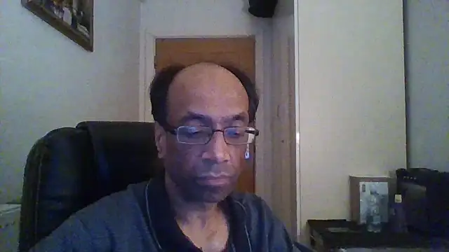 rauncher1 online show from December 23, 1:29 am