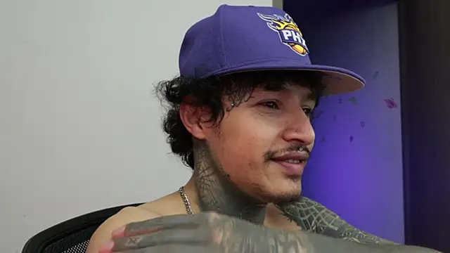 trieone online show from January 11, 1:21 am