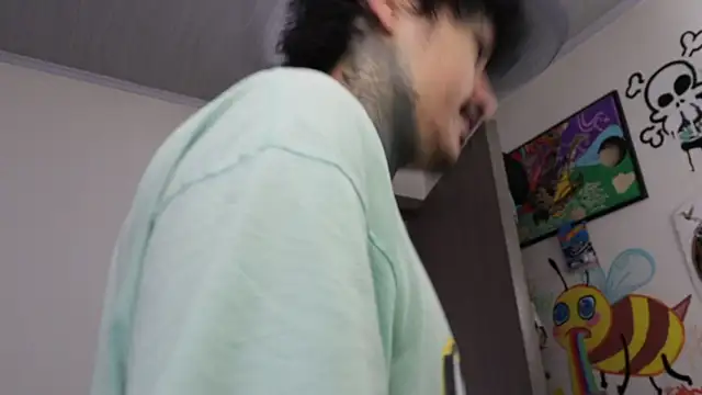 trieone online show from March 5, 4:36 pm