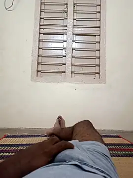 raj6fe online show from April 3, 1:52 pm