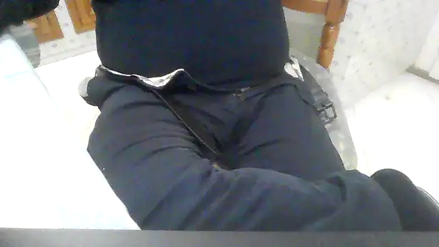 polloiw online show from October 18, 7:41 pm