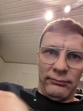 buchr1 online show from February 27, 10:53 pm