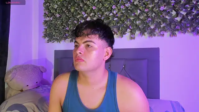 kamii 22 online show from April 17, 4:42 pm