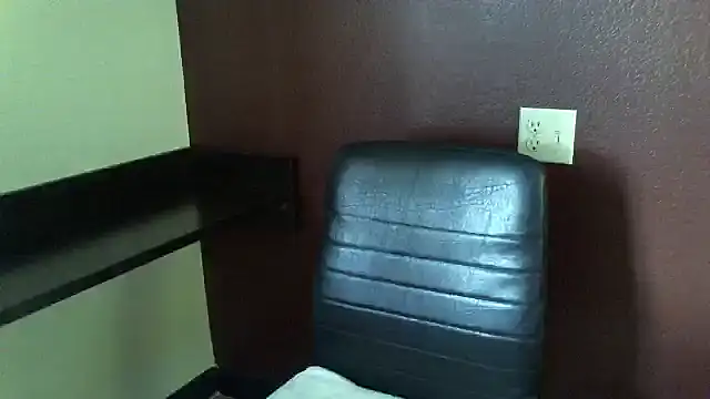 mycock2474u online show from November 3, 5:15 pm