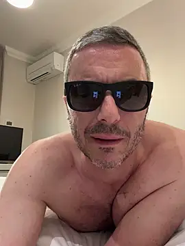 petez135 online show from November 17, 2:14 am