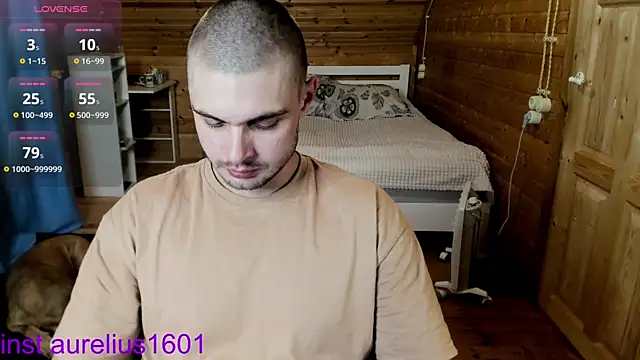 maks wolfis online show from October 16, 7:00 pm