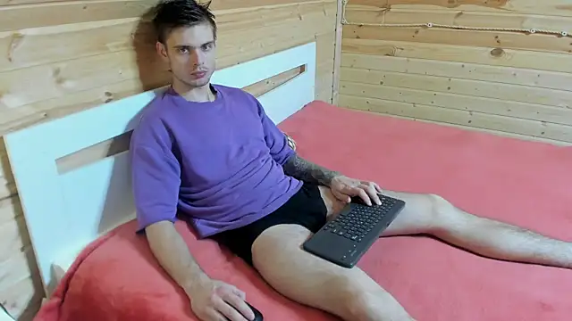Snapshot of maks_wolfis chatting on March 15, 4:10 pm maks wolfis online show from March 15, 4:10 pm