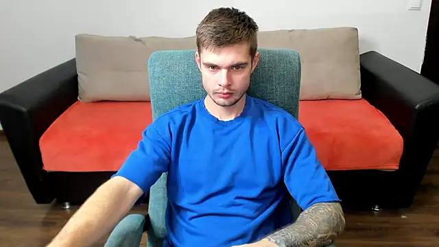 Snapshot of maks_wolfis chatting on December 2, 11:43 am maks wolfis online show from December 2, 11:43 am