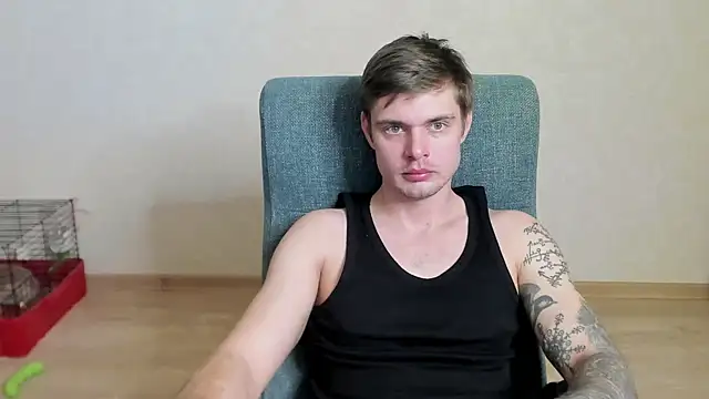 maks wolfis online show from March 24, 8:24 pm