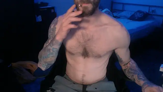 Snapshot of SexxxyLouis chatting on March 18, 1:34 pm SexxxyLouis online show from March 18, 1:34 pm