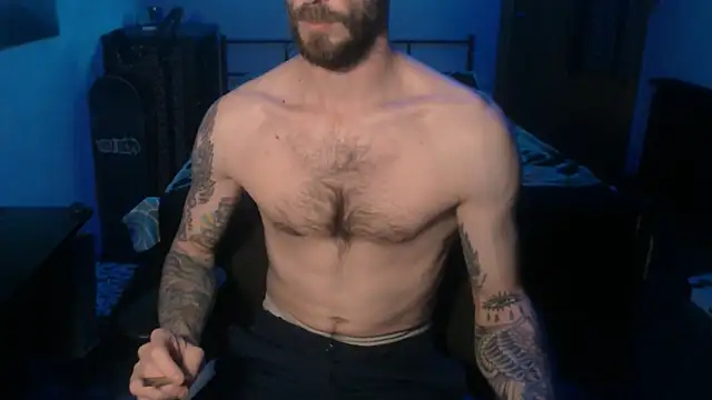 Snapshot of SexxxyLouis chatting on January 1, 12:11 am SexxxyLouis online show from January 1, 12:11 am