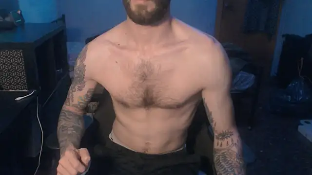 Snapshot of SexxxyLouis chatting on February 6, 6:02 pm SexxxyLouis online show from February 6, 6:02 pm
