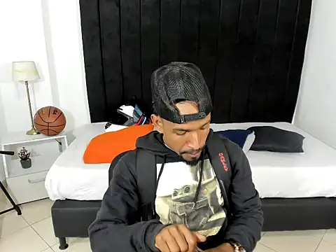 Snapshot of anhtony_wayans chatting on October 1, 12:14 am anhtony wayans online show from October 1, 12:14 am