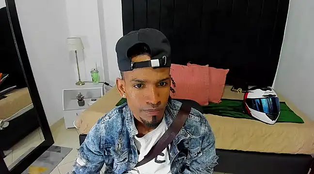 anhtony wayans online show from December 7, 12:42 am