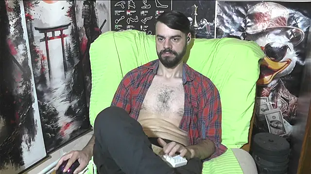 00george online show from June 18, 9:14 am