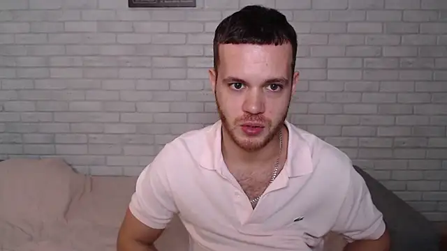 Snapshot of Alexxx_horny chatting on October 25, 2:19 pm Alexxx horny online show from October 25, 2:19 pm