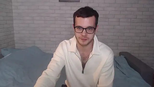 Snapshot of Alexxx_horny chatting on January 19, 8:51 pm Alexxx horny online show from January 19, 8:51 pm