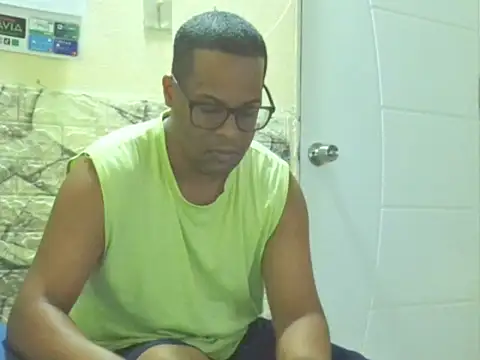 thesugar32 online show from March 21, 1:26 pm