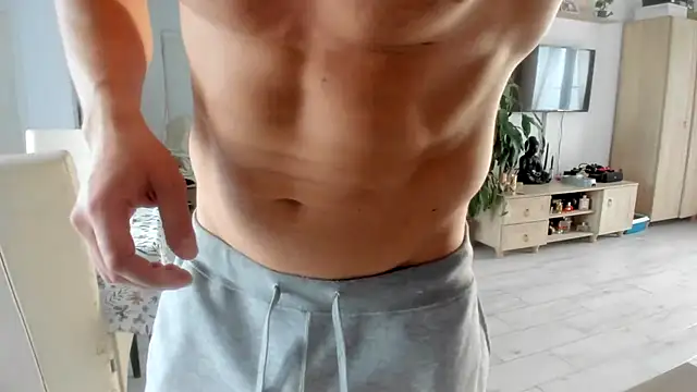 woolfiie online show from December 4, 12:56 pm