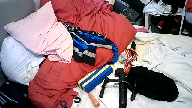londonfuckwhore online show from October 12, 2:38 am
