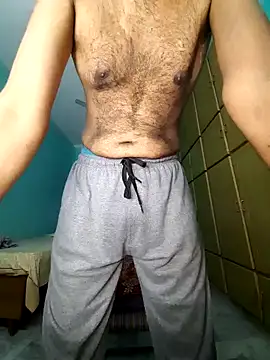 Snapshot of hornyindianmale82 chatting on January 30, 10:40 am hornyindianmale82 online show from January 30, 10:40 am